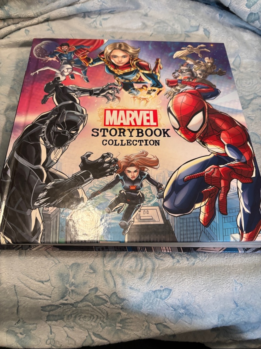 Marvel Storybook Collection - Colorful Superhero Cover
